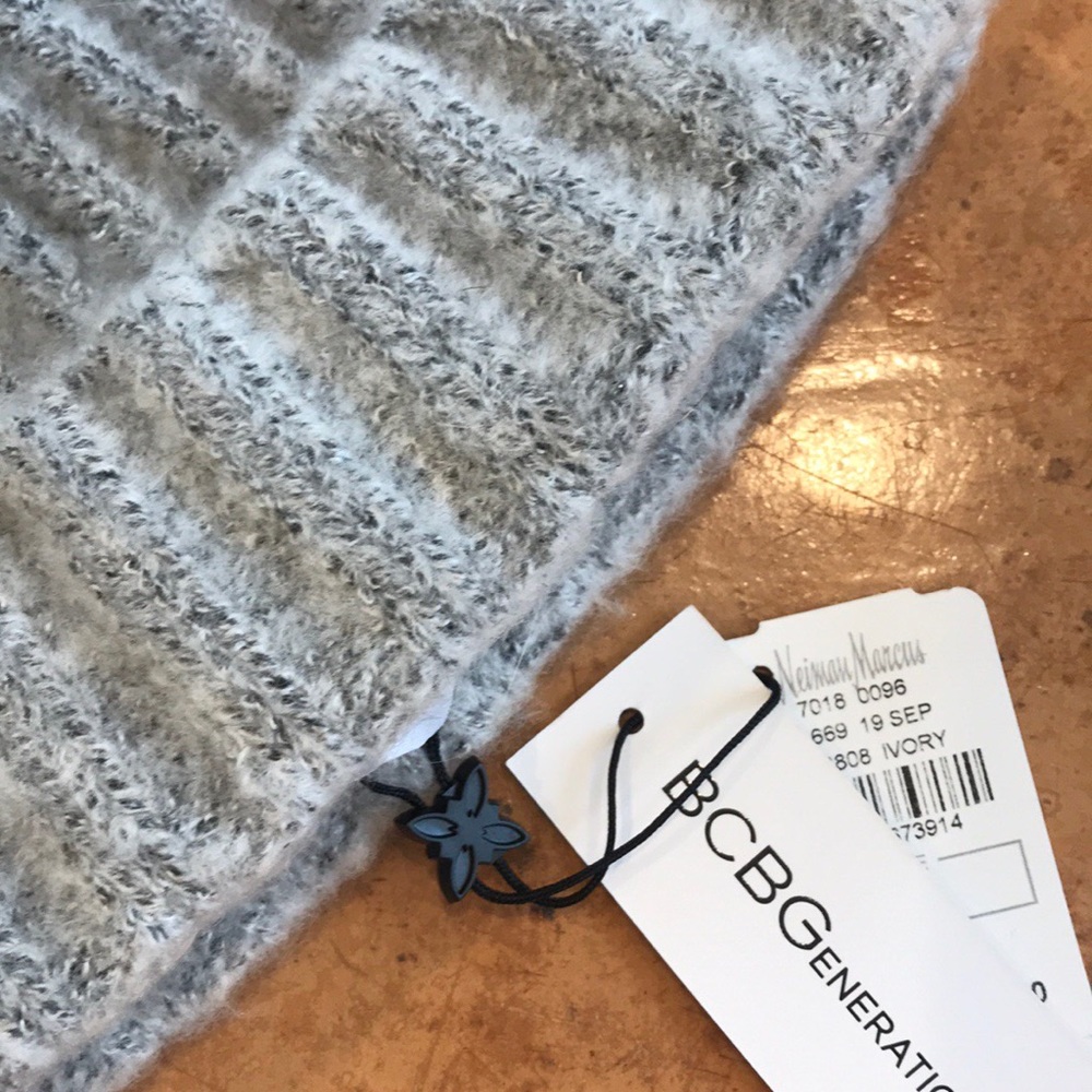 BCBG Kids Hat - Picture 4 of 4